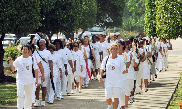Kuba: Zatrzymano 70 "Dam w bieli"