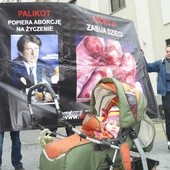 „Nie dla aborcji” pod biurami Palikota