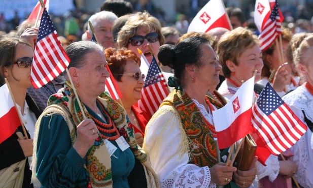 Polonia przyjeżdża do Warszawy