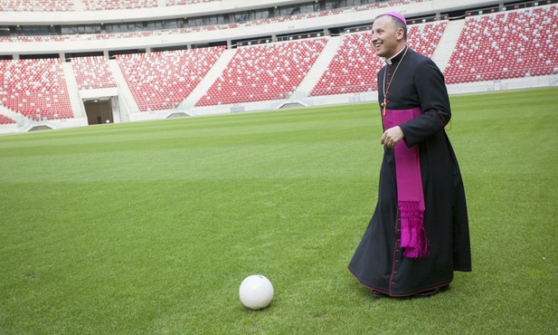Euro 2012: Biskupi apelują o zdrową rywalizację i jedność
