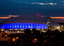 UEFA przejmuje polskie stadiony