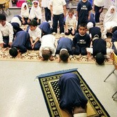 Niespokojny początek ramadanu