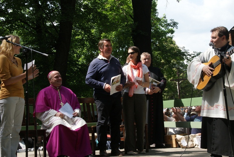 Godzina młodzieżowa, Piekary 2012