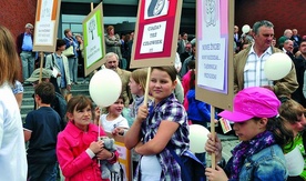  W opolskiej manifestacji, która przeszła w sercu miasta, uczestniczyło 2 tys. osób