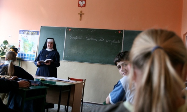Kościół obawia się o status religii w szkołach