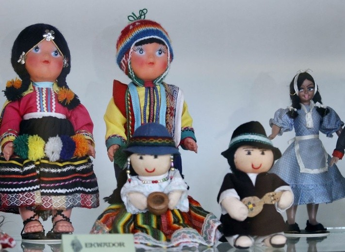 Lalki z całego świata w muzeum w Dąbrowie Górniczej