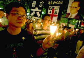 Świece dla ofiar z Tiananmen