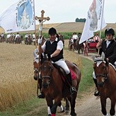  Liczba uczestników pielgrzymki od ubiegłego roku zwiększyła się trzykrotnie, było ich około 60