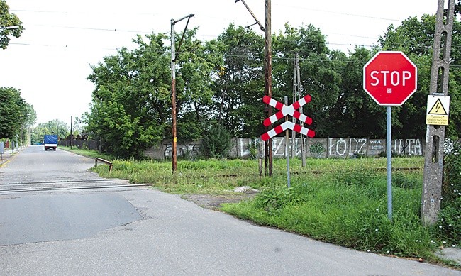  Na niestrzeżonych przejazdach kolejowych często dochodzi do tragedii