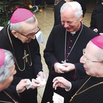  Wigilijne łamanie opłatkiem z grudnia 2011 r. stało się ostatnim w tym gronie biskupów  