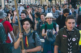  Aż 40 proc. uczestników 32. Warszawskiej Akademickiej Pielgrzymki Metropolitalnej idzie w niej po raz pierwszy 