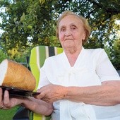 – Chleb – jego wartości nie zna ten, kto nie zaznał w życiu prawdziwego głodu – mówi Zofia Michalik