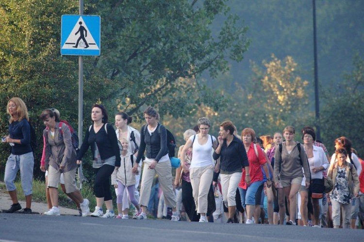 Pielgrzymka kobiet do Piekar Śląskich 19.08.2012