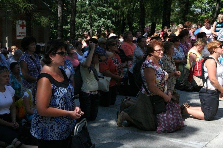 Pielgrzymka kobiet do Piekar Śląskich 19.08.2012