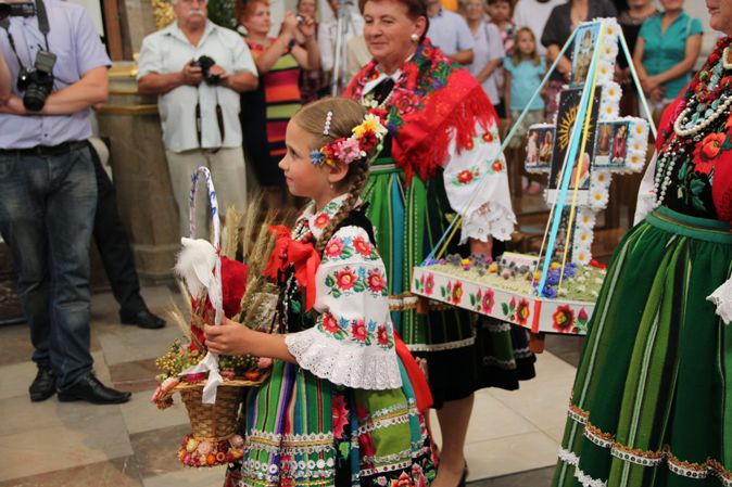 Dożynki w parafii katedralnej w Łowiczu