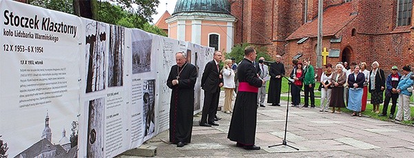  Na otwarcie wystawy przybyli nie tylko zaproszeni goście, ale też i mieszkańcy Fromborka 