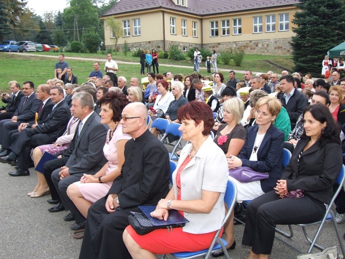 Inauguracja roku szkolnego w Zabłędzy