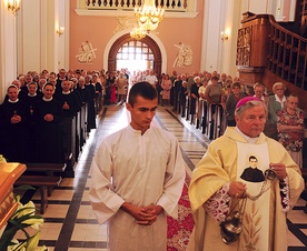  Rocznicowej Eucharystii przewodniczył bp Henryk Tomasik