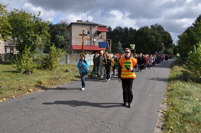 Pielgrzymka katechetów do Lipiec Reymontowskich