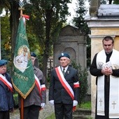 Modlitwa przy symbolicznym grobie Sybiraków