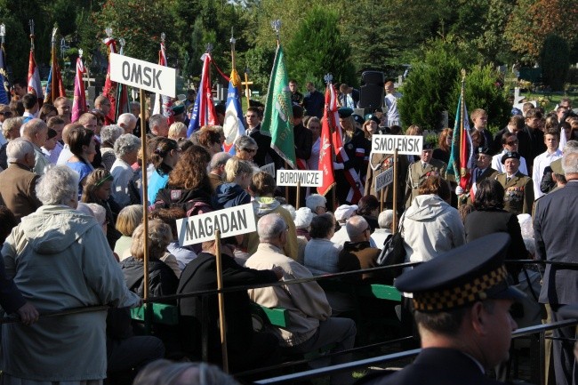 Uroczystości przy pomniku "Golgoty Wschodu"