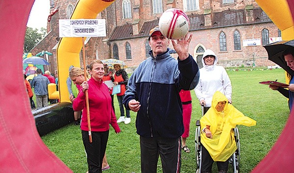  Deszcz padał i padał, ale sportowcom to nie przeszkadzało