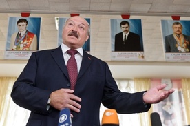 Łukaszenka: uczcie się od nas wybierać