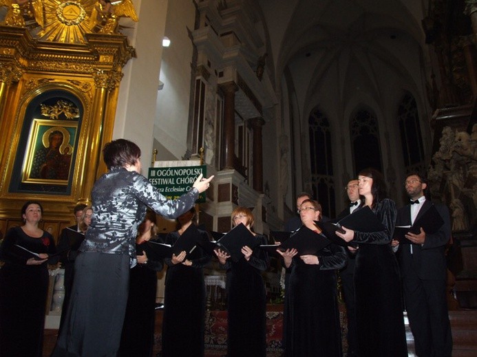 Uczestnicy ogólnopolskiego festiwalu chórów