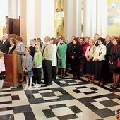 W uroczystości uczestniczyli licznie bielszczanie, w tym poczty sztandarowe, członkowie stuletniej OSP, władze gminy Bielsk i powiatu płockiego. Nie zabrakło też członków rodziny dawnych fundatorów z familii Werników