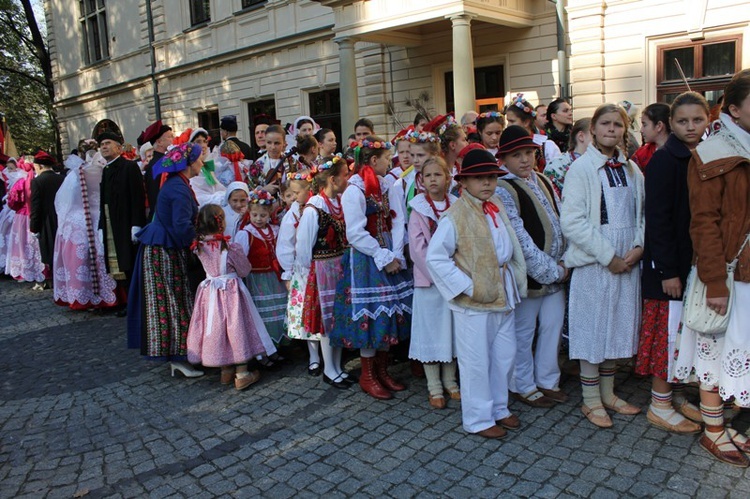 Tłumy żegnały śp. Marię Krystynę Habsburg w Żywcu