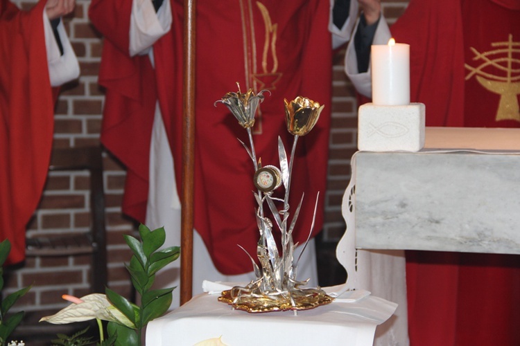 Parafia św. Maksymiliana otrzymała relikwie swego patrona 
