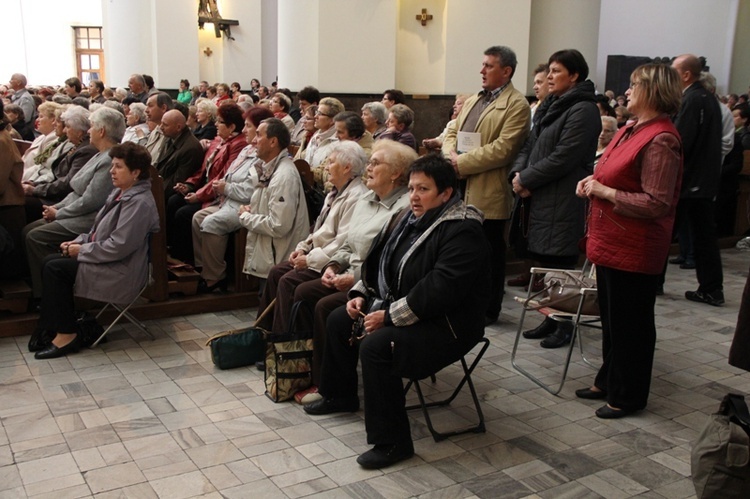 Pierwsza Pielgrzymka Żywego Różańca Archidiecezji Katowickiej