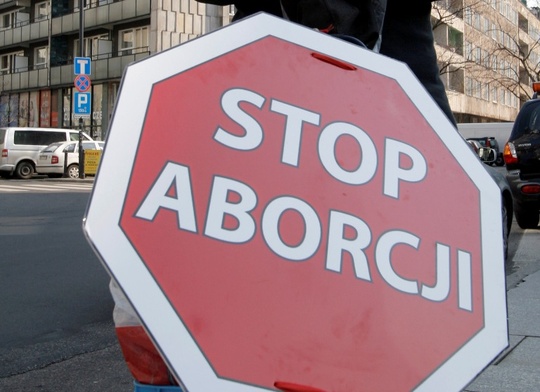 CBOS: Rośnie sprzeciw wobec aborcji