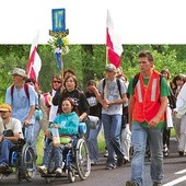 Piesza Pielgrzymka Tarnowska. Wyruszenie na pątniczy szlak wymaga często ofiary i samozaparcia, ale daje wielką radość