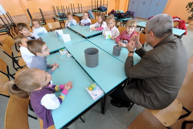 Studenci poniżej półtora metra