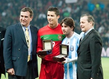 Maradona: Ronaldo lepszy niż Messi