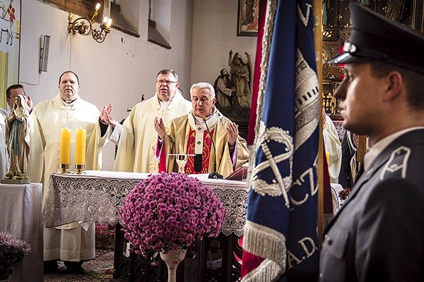  Uroczystej Mszy św. przewodniczył abp Wojciech Ziemba