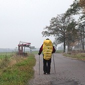 Plecak pielgrzyma waży ok. 10 kg