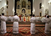 30 października w kościele św. Augustyna na Muranowie kard. Kazimierz Nycz udziellił święceń diakonatu czterem seminarzystom Redemptoris Mater