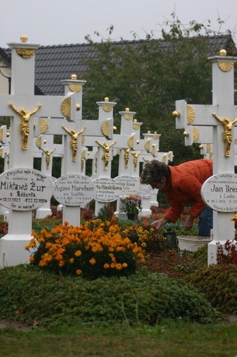 Biały cmentarz w serbołużyckiej Ralbicy