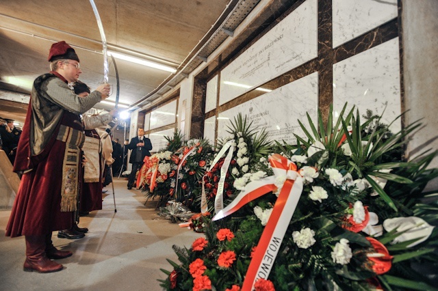 Powtórny pogrzeb Prezydenta Kaczorowskiego.