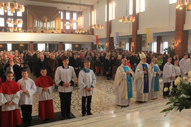 W czasie Mszy św. jubileuszowej śpiewano dziękczynne "Te Deum"