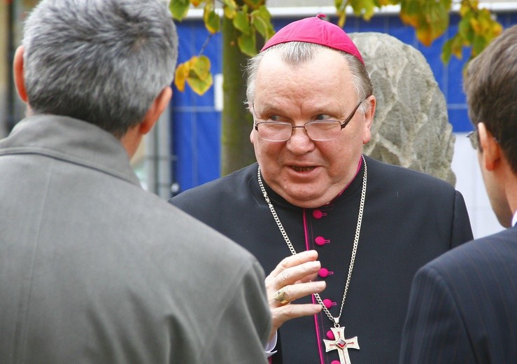 Abp Marian Gołębiewski