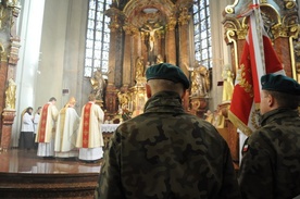 Pamięć o cichych i anonimowych bohaterach