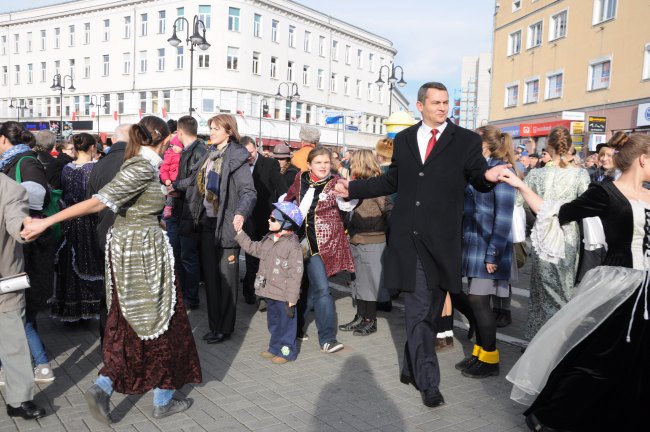 Polonez w Święto Niepodległości