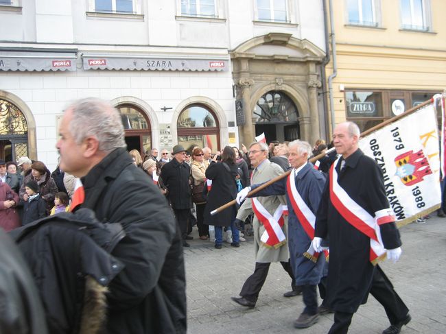 Świętowanie niepodległości na krakowskim Rynku Głównym