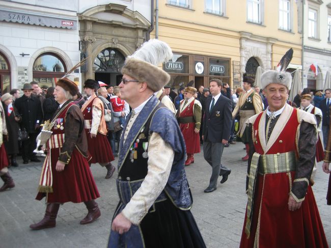 Świętowanie niepodległości na krakowskim Rynku Głównym