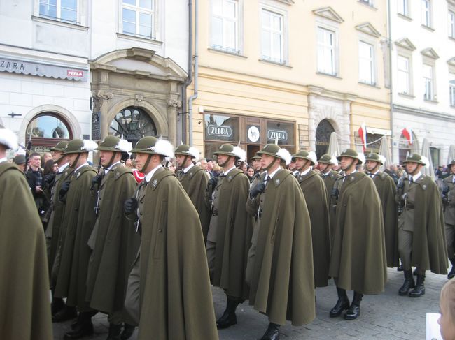 Świętowanie niepodległości na krakowskim Rynku Głównym