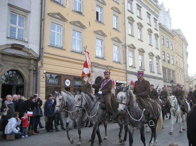 Świętowanie niepodległości na krakowskim Rynku Głównym