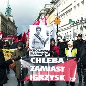 W tegorocznym marszu ulicami Warszawy, zorganizowanym pod hasłem „Dzień Gniewu Społecznego”, szło wielu mieszkańców kamienic komunalnych, którzy zostali oddani nowym właścicielom